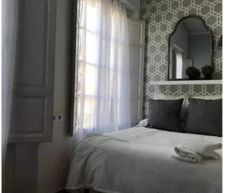 Hostel-Toni Trajano 37 Sevilla Homestay Seville