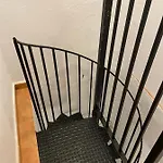 Hostel-Toni Trajano 37 Sevilla