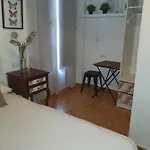 Hostel-Toni Trajano 37 Sevilla