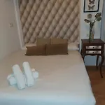 Hostel-Toni Trajano 37 Sevilla