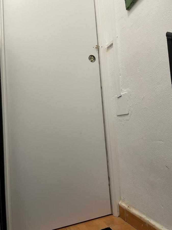Hostel-Toni Trajano 37 Sevilla *